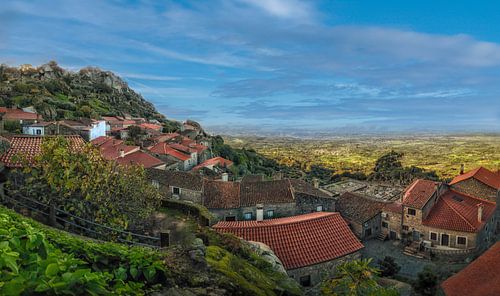 Monsanto (Portugal) en zijn granieten huizen