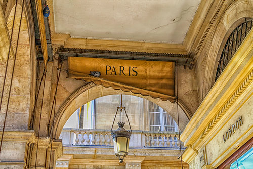 Paris, London in arcadeboog in Parijs
