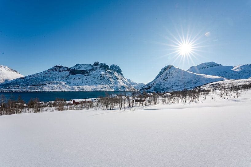 Ski touring in winter at Hester near Senja by Leo Schindzielorz