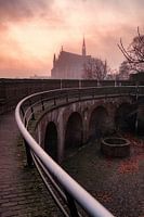 Brouillard au-dessus de la Hooglandse Kerk Leiden