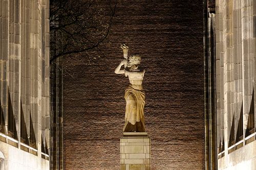 Het verzetsmonument op het Domplein in Utrecht
