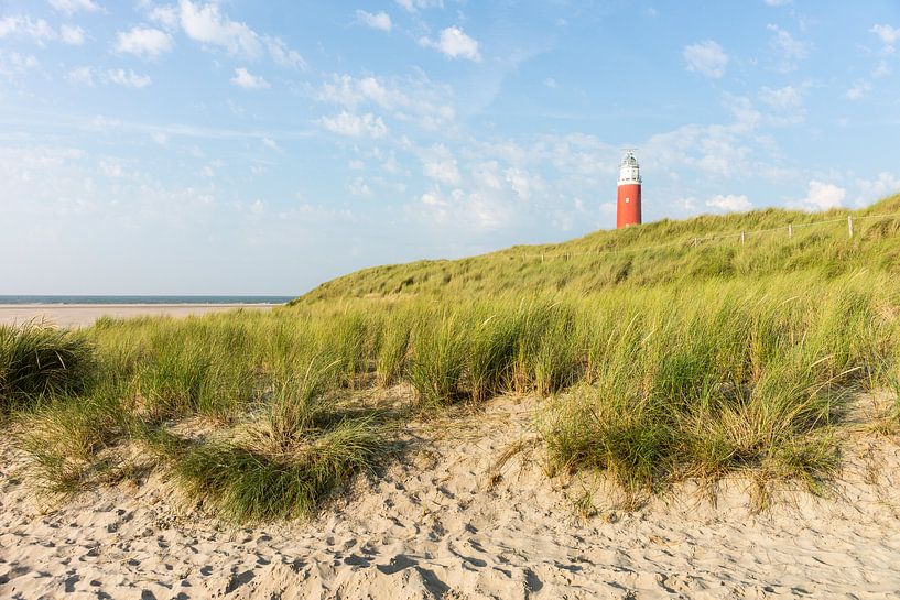 vuurtoren  in de duinen by Jan Peter Mulder