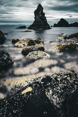 The guardian of the coast: Mystical rock long exposures