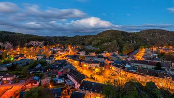 Panorama: Avond in Comblain-Au-Pont, België van Bert Beckers