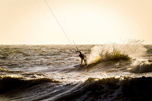 Kitesurf spray in Scheveningen