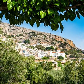 Het dorpje Kritsa in Kreta van Patricia van Loock