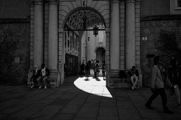 Archway van Iritxu Photos