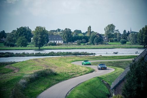 Jaguar F-Type - Porsche Boxster