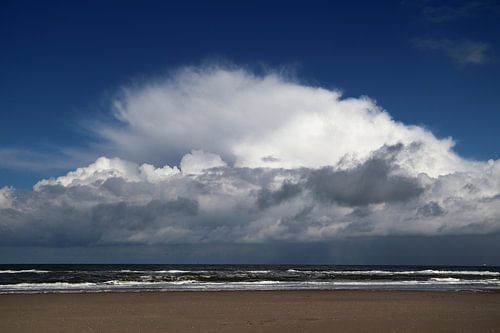 Formation extraordinaire de nuages au-dessus de la mer du Nord