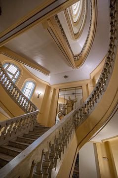 Architecturale elegantie - perspectieven in het trappenhuis van Karsten Rahn