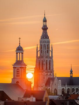 Breda Skyline, Great Church during sunset