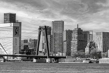 Willemsbrug en centrum Rotterdam van Stedelijke landschappen - Rick Van der Poorten Fotografie