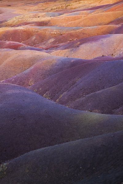 The seven-coloured hills of Charamel by Moniek Kuipers