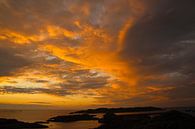 Zonsondergang in de Lofoten, Noorwegen van Sara de Leede thumbnail