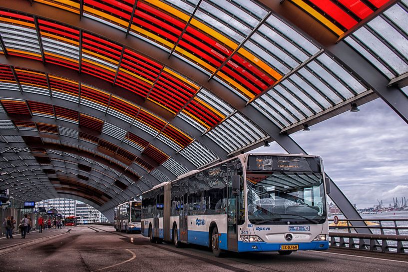 Amsterdam Bus Station van Kevin Nugter