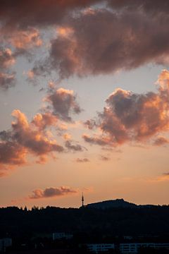 Zonsondergang boven Kempten met uitzicht op de Blender van Leo Schindzielorz