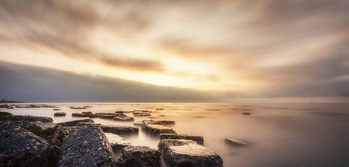 Sunset rocks!
