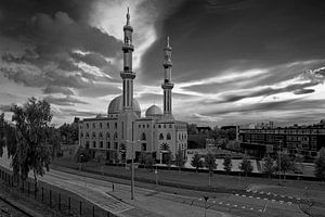 Essalam Mosque Rotterdam black and white