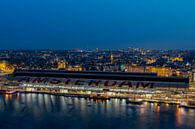 Blue hour in Amsterdam van Peter Bartelings thumbnail