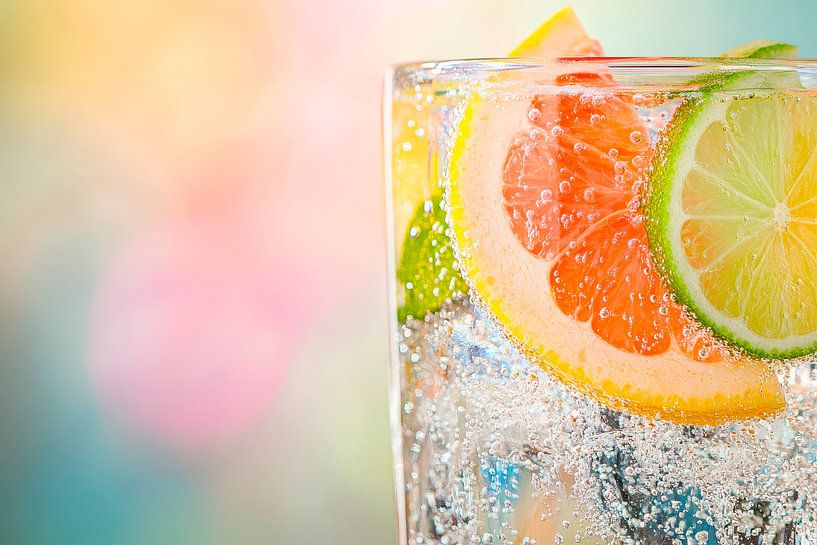 Fruchtige Erfrischung im Glas – Spritzig! von Poster Art Shop