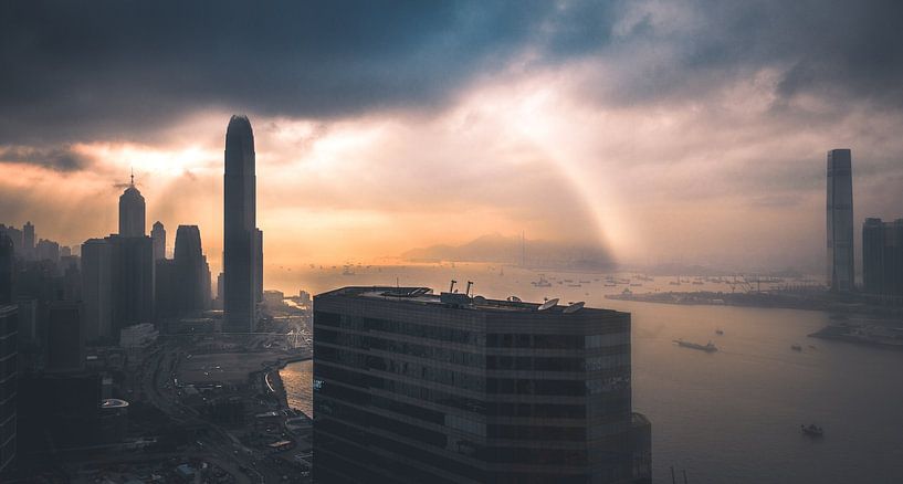 Hong Kong by Hello Pompoyo