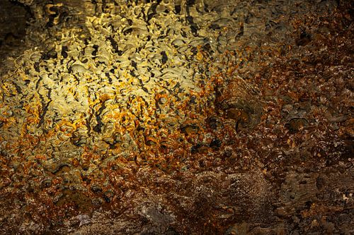 Grotte d'eau claire sur Jan Tuns