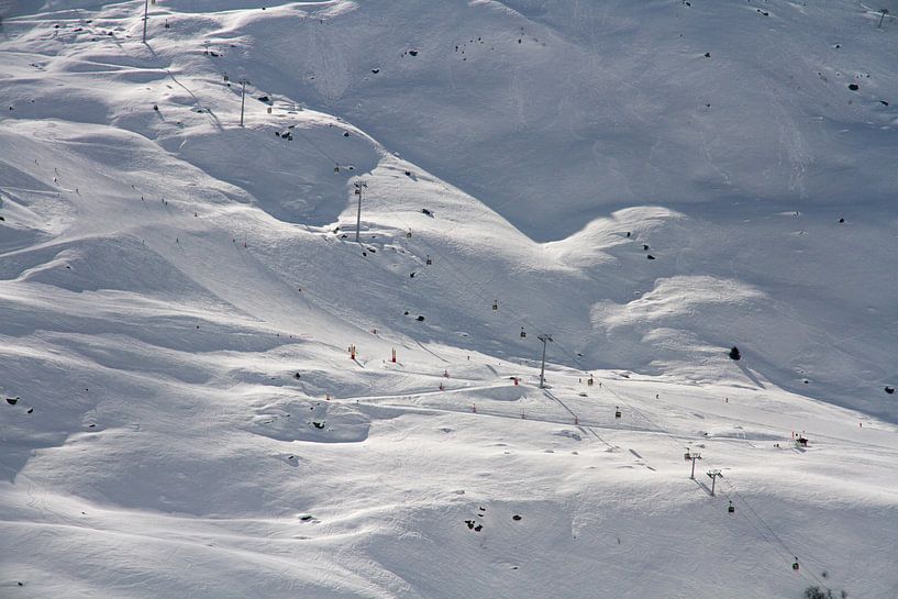 Franse witte alpen met stoeltjesliften van Danielle Kramer
