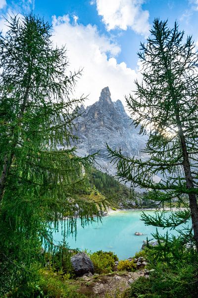 het Lago del Sorapiss in de zon van Leo Schindzielorz