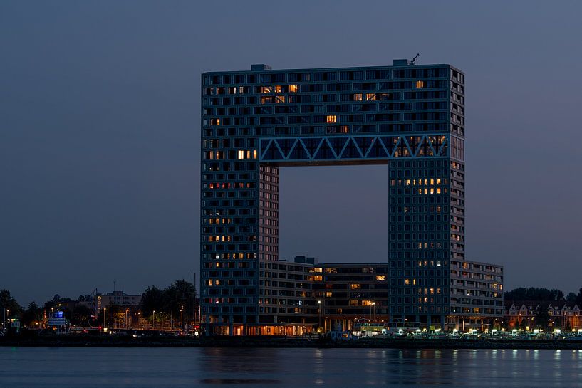 Pontsteiger-Wohnungen in Amsterdam im Abendlicht von Wim Stolwerk