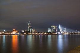 Erasmusbridge with Noordereiland by Fromm me pictures