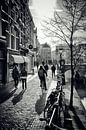 Straatfotografie in Utrecht. Utrecht ontwaakt in de februarizon op de Vismarkt.(Utrecht2019@40mm nr  van André Blom Fotografie Utrecht thumbnail