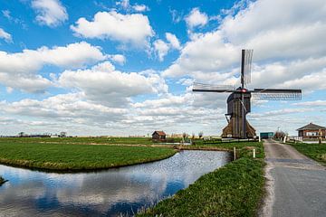 Holland mit antiken Windmühlen