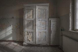 Abandoned sanatorium by John Noppen