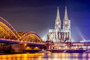 Kölner Dom bei Nacht