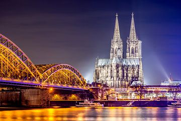 La cathédrale de Cologne la nuit sur Günter Albers
