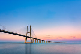 Ponte da Vasco da Gama, Lissabon von Ralf Peters