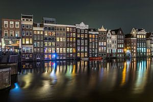 Het Damrak Amsterdam van Riccardo van Iersel
