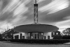 Old petrol station Nijmegen by Femke Straten