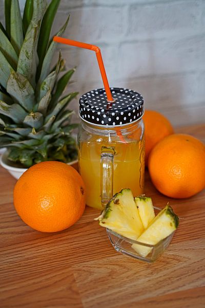 Vitamin-Limonade mit tropischem Feeling von Babetts Bildergalerie