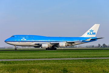 KLM Boeing 747-400M "City of Dubai" (PH-BFD). by Jaap van den Berg