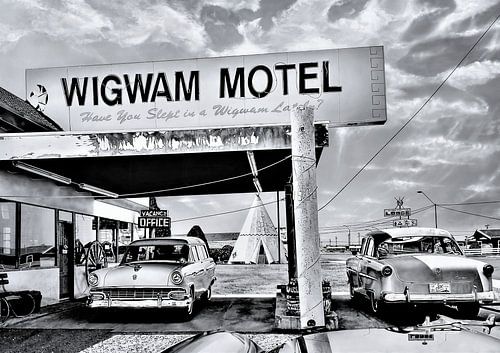 wigwam hotel.