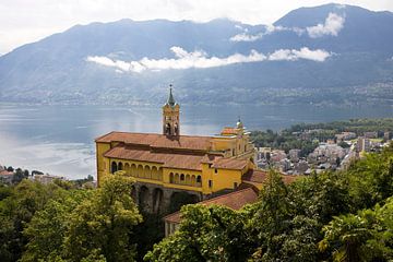 Locarno  van Nanette de Jong