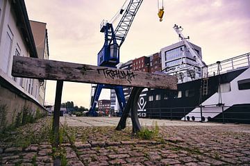 L'histoire dans le port sur Elbkind89