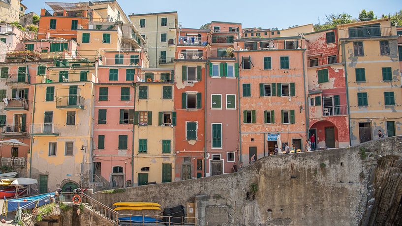Riomaggiore by Pieter van der Zweep