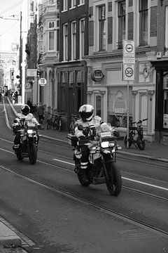 De straten van Amsterdam - politie aan het werk van nicole wunderink fotografie