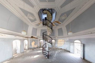 Spiraal Trap van een verlaten paleis
