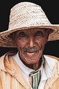 Moroccan old man with wicker hat by Ingrid Koedood Fotografie thumbnail