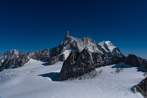 La dent du géant (Il Dente del Gigante) sur @SavazziPhoto