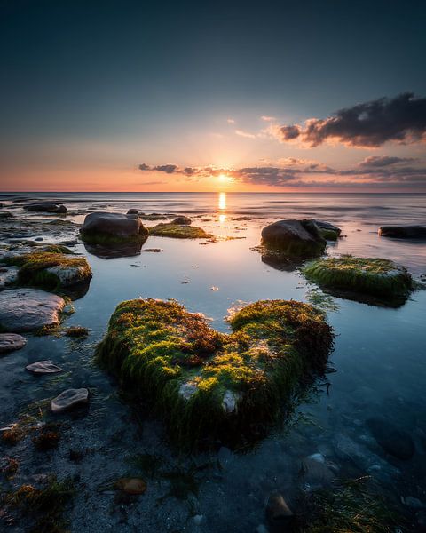 Sea of light in the evening by fernlichtsicht