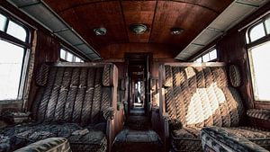 Orient Express Trein - Verlaten oude Wagon van Frens van der Sluis